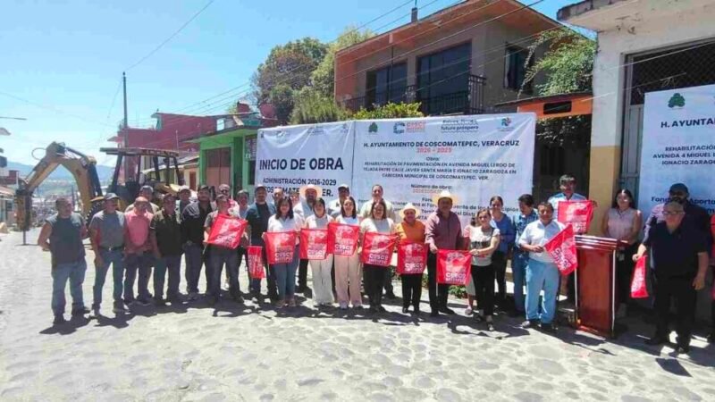 INICIA REHABILITACIÓN DE AVENIDA MIGUEL LERDO DE COSCOMATEPEC