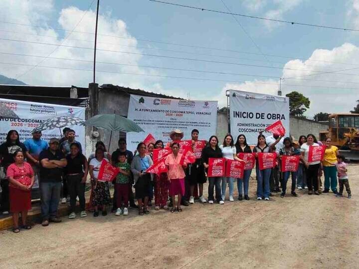 ALCALDE DE COSCOMATEPEC PONE EN MARCHA PAVIMENTACIÓN EN DOS CAMINOS