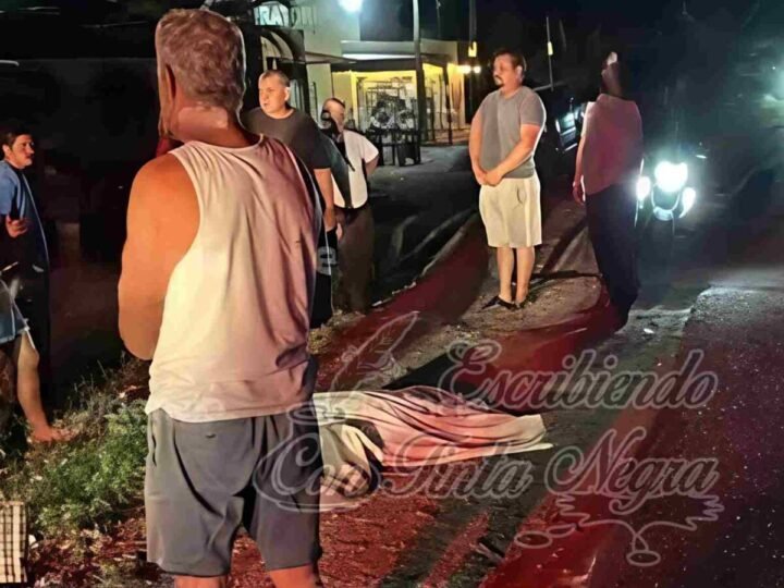 CAMIONETA ATROPELLA Y MATA A ADULTO MAYOR