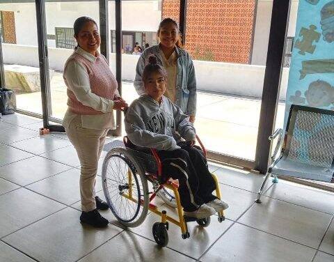 ENTREGA DIF DE COSCOMATEPEC APOYOS FUNCIONALES