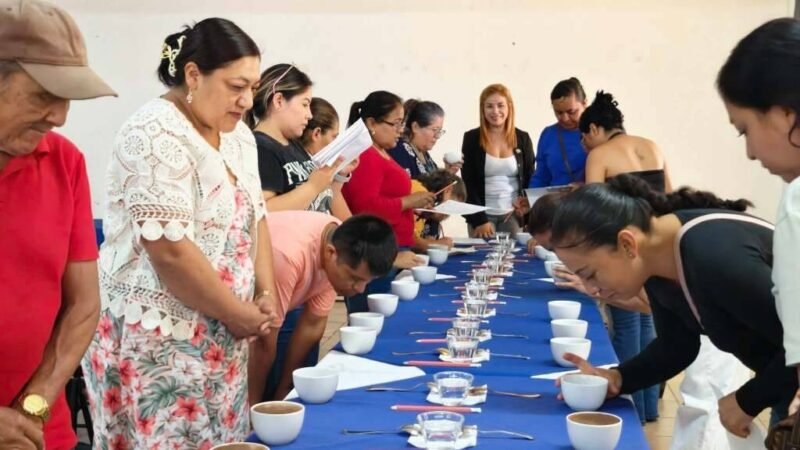 IMPARTEN TALLER DE CALIDAD DEL CAFÉ