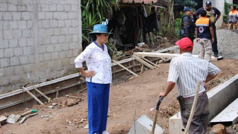 SUPERVISA ALCALDESA AVANCE DE OBRA EN SAN JOSÉ NERIA
