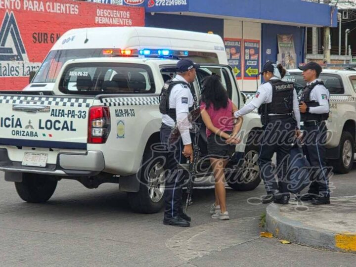 DETIENEN A LADRONA EN ORIZABA