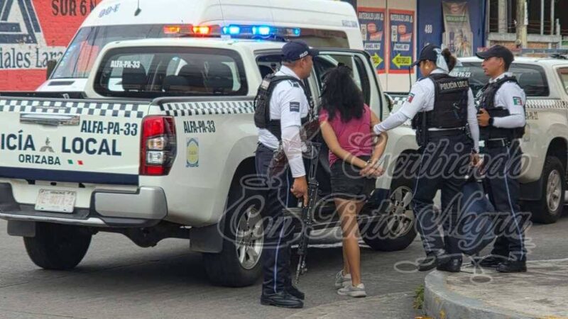 DETIENEN A LADRONA EN ORIZABA
