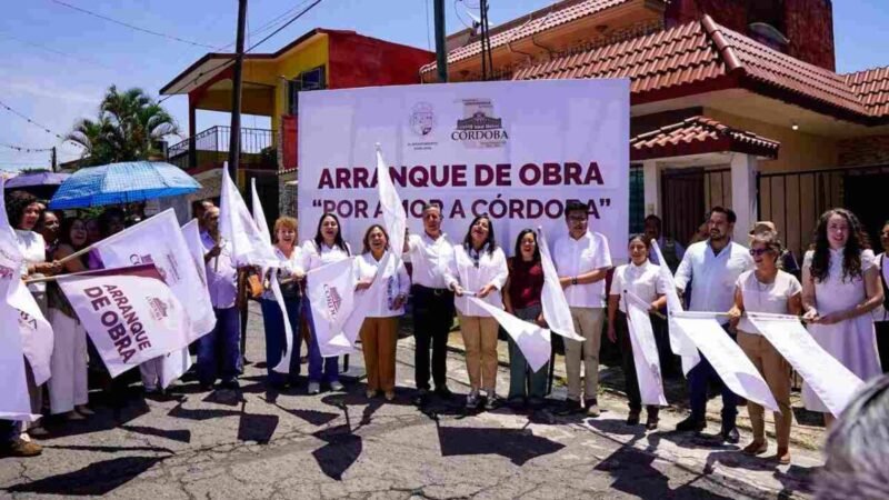 MANUEL ALONSO CEREZO DA BANDERAZO EN COLONIAS DE CÓRDOBA