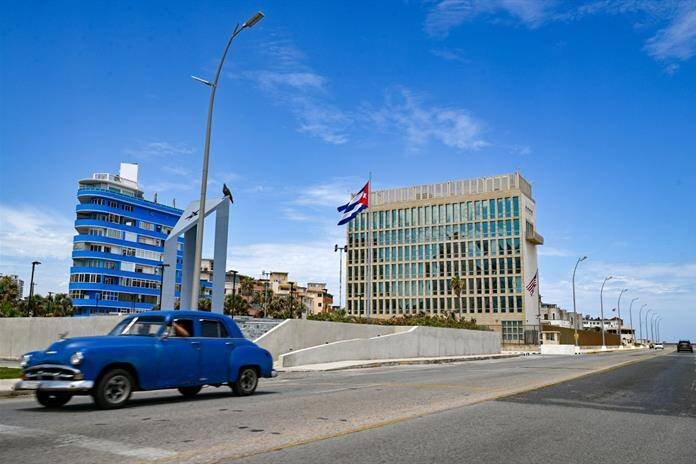 EMPRESAS EXTRANJERAS ABANDONAN CUBA BAJO LA PRESIÓN DE EU