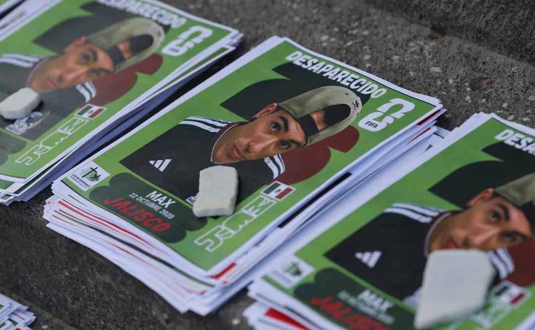 CREAN ÁLBUM DEL MUNDIAL CON ROSTROS DE DESAPARECIDOS