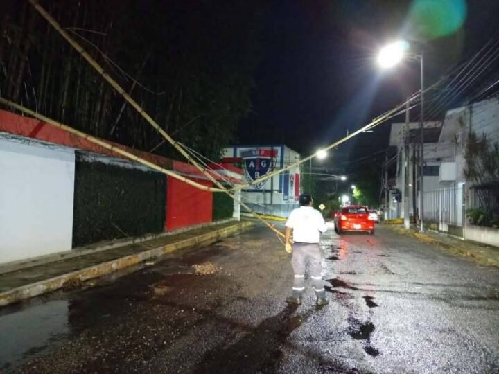 ATIENDE PC DAÑOS MENORES TRAS LLUVIAS Y VIENTOS