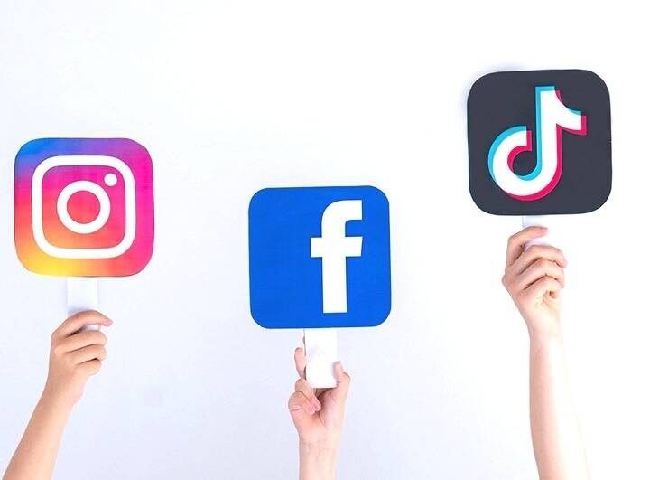 SHEINBAUM ABRE POSIBILIDAD A REGULAR ACCESO DE MENORES A REDES SOCIALES