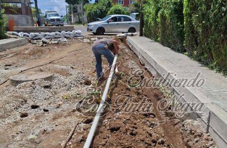 AVANZA OBRA DE PAVIMENTACIÓN EN SOCHIAPA