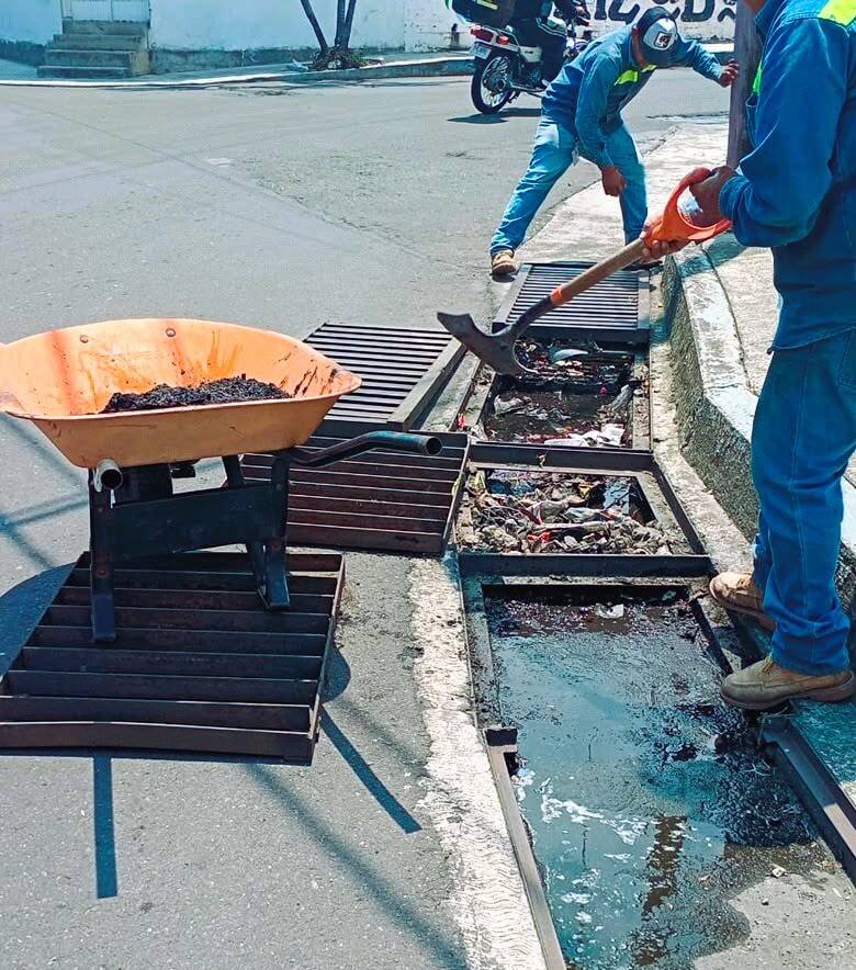ORIZABA REFUERZA LA INFRAESTRUCTURA URBANA CON MÁS DE 12 CUADRILLAS EN ACCIÓN 
