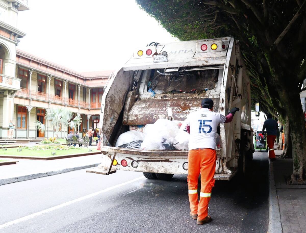 ORIZABA REFUERZA LA LIMPIEZA PÚBLICA Y LLAMA AL RESPETO DEL REGLAMENTO AMBIENTAL