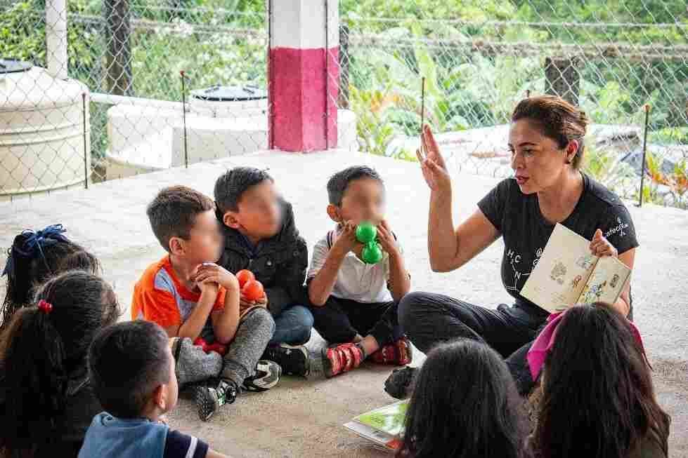 LLEVAN SERVICIOS A SAN JOSÉ DE LOS NARANJOS DE IXHUATLÁN