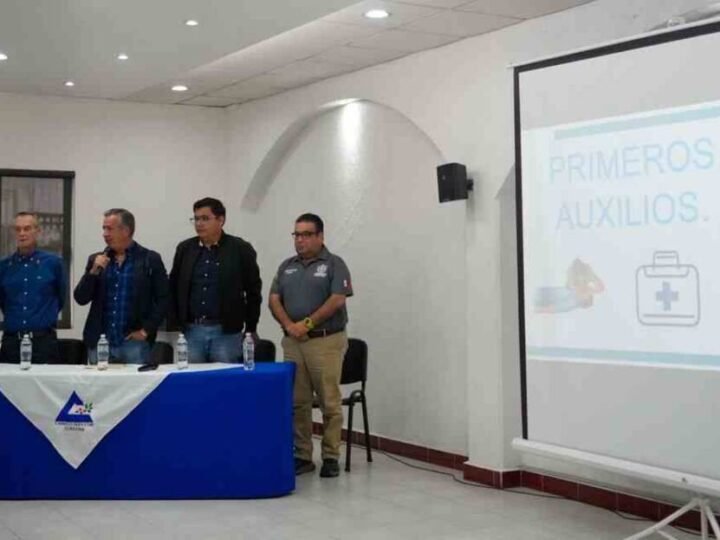 CAPACITAN A COMERCIANTES EN PRIMEROS AUXILIOS