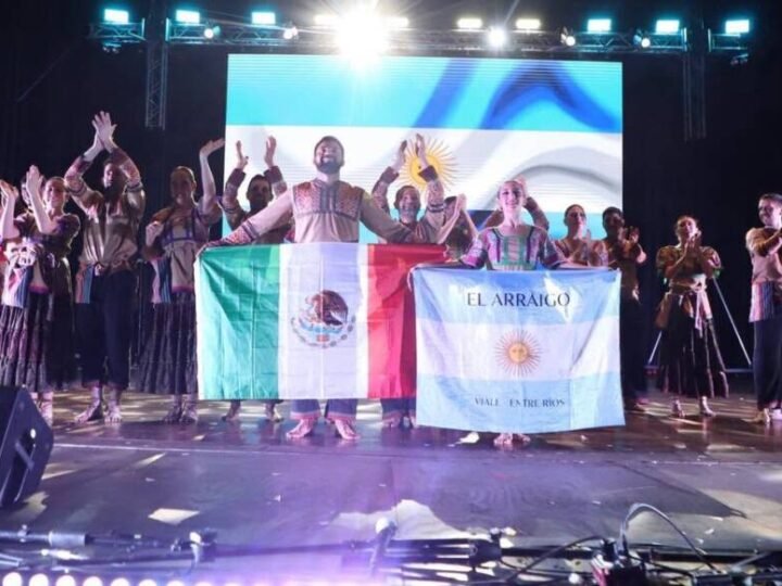 ORIZABA VIBRA EN LA CUARTA GALA DEL FESTIVAL INTERNACIONAL DEL FOLKLORE