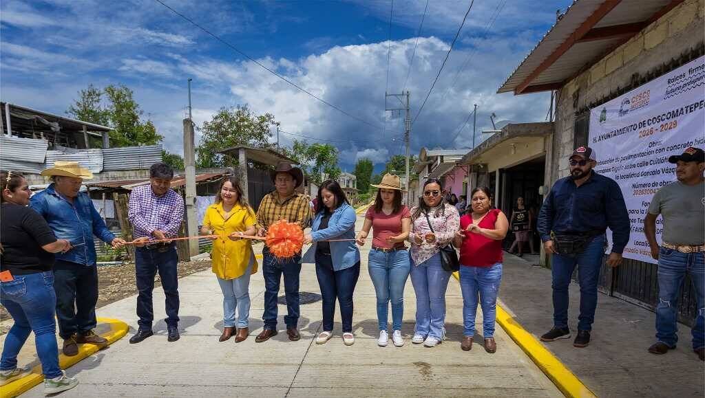 INAUGURA ALCALDE DE COSCOMATEPEC OBRA EN COLONIA VÁSQUEZ VELA