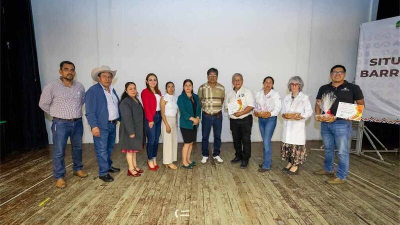 CAPACITAN A AUTORIDADES SOBRE COMBATE DEL GUSANO BARRENADOR