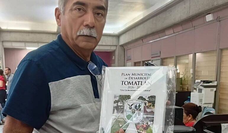 APRUEBAN PLAN MUNICIPAL DE DESARROLLO DE TOMATLÁN