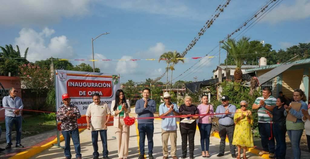 INAUGURA UBALDO PÉREZ OBRA EN MATA DE INDIO