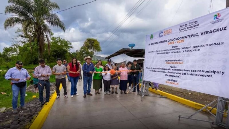 INAUGURA ALCALDE DE COSCOMATEPEC OBRA EN DURAZNILLO