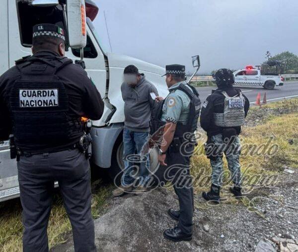 PERSECUSIÓN Y BALACERA EN LA AUTOPISTA