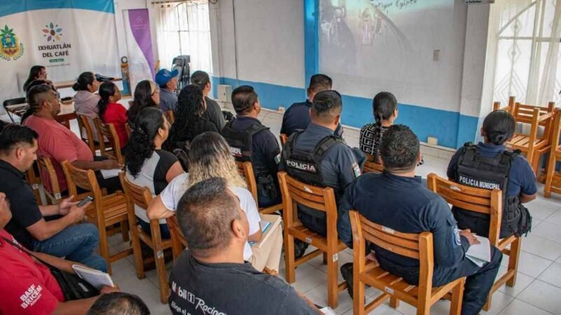 INSTRUYEN A FUNCIONARIOS SOBRE DERECHOS HUMANOS