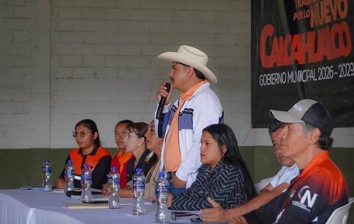 AFINAN DETALLES DE CARRERA D3000 EN CALCAHUALCO