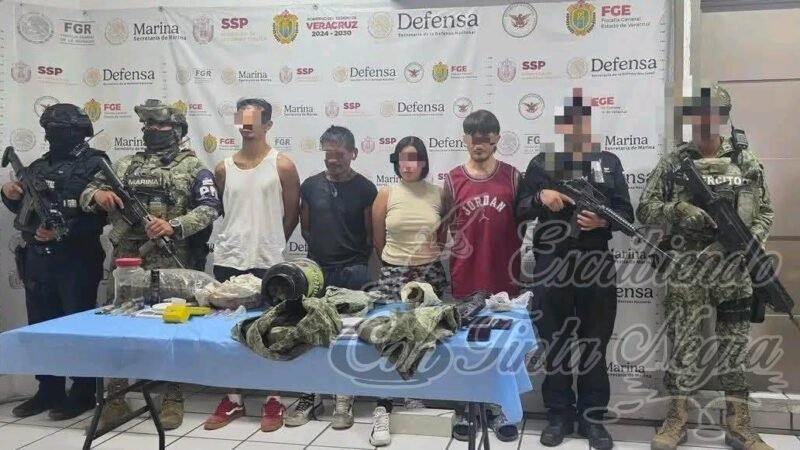 CAPTURAN A CUATRO CON DROGA Y UNIFORMES APÓCRIFOS