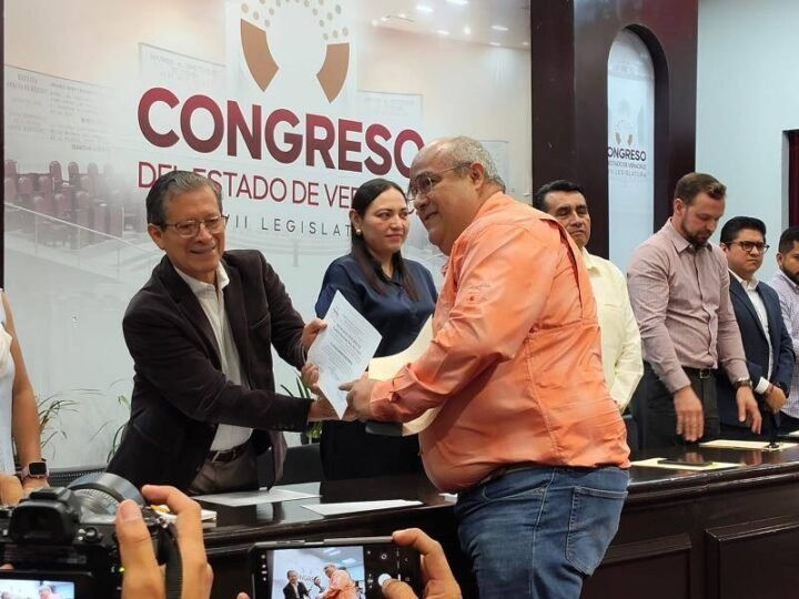 RECONOCE CONGRESO DEL ESTADO A FORTÍN POR PLAN MUNICIPAL DE DESARROLLO