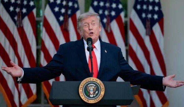 TRUMP AMAGA CON ARANCEL A MÉXICO POR DIARREA EXPLOSIVA