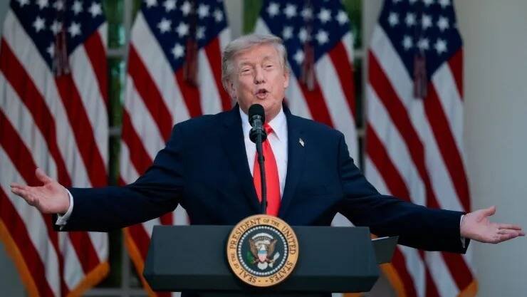 TRUMP AMAGA CON ARANCEL A MÉXICO POR DIARREA EXPLOSIVA