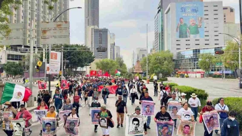 A CASI 12 AÑOS DE AYOTZINAPA, FAMILIAS RECHAZAN CERRAR LÍNEAS DE INVESTIGACIÓN