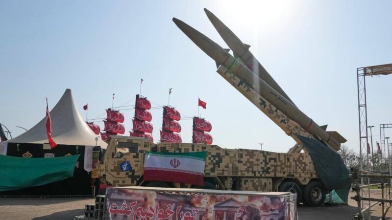 ESTADOS UNIDOS Y ARABIA SAUDÍ BOMBARDEAN IRAK