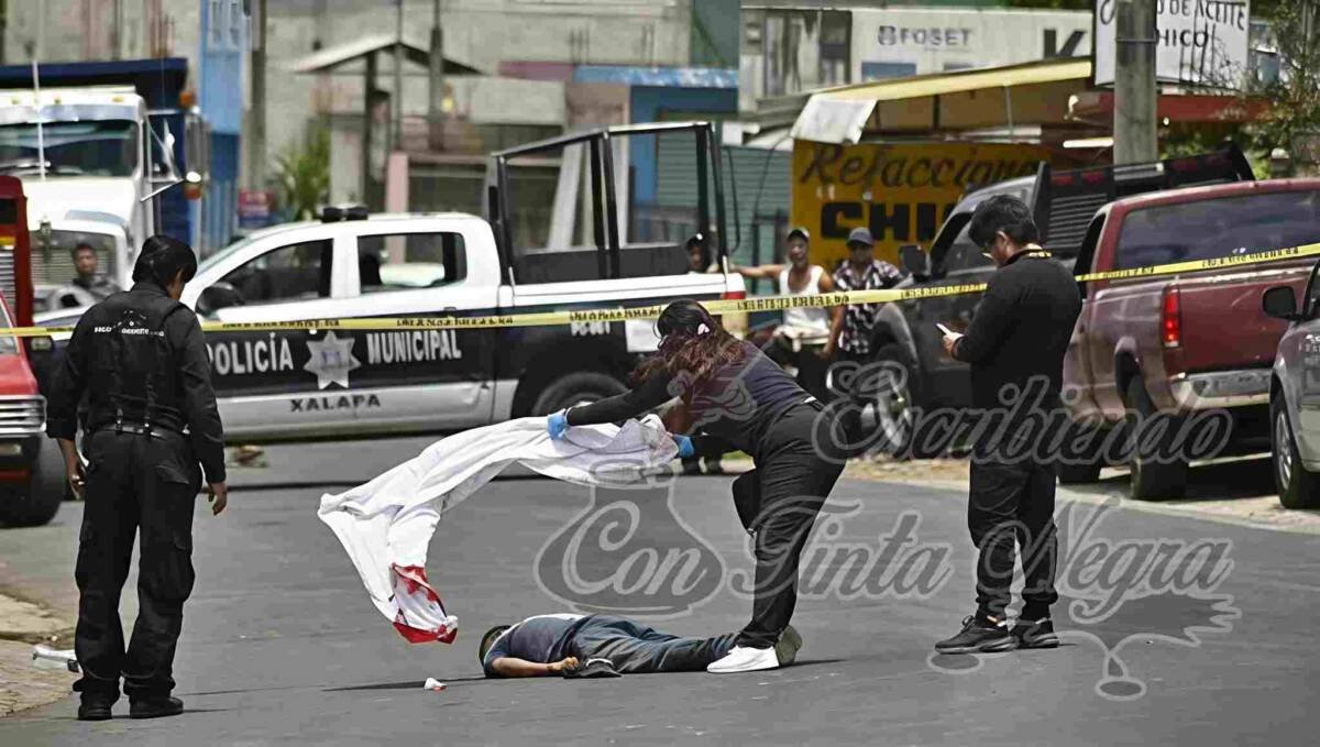 MUERE AL CAER DE  CUATRI MOTO