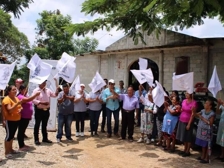 INICIA CONSTRUCCIÓN DE CALLE EN AMATIOPA