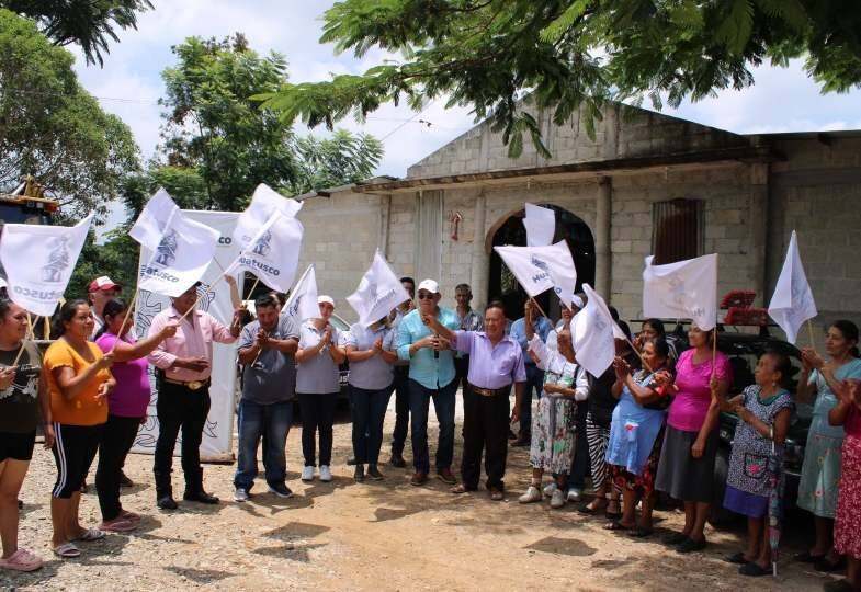 INICIA CONSTRUCCIÓN DE CALLE EN AMATIOPA