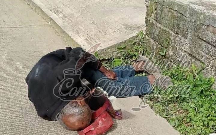MUERE ADULTO MAYOR EN LA VÍA PÚBLICA