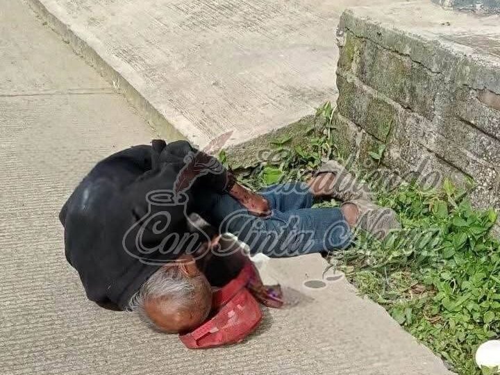 MUERE ADULTO MAYOR EN LA VÍA PÚBLICA