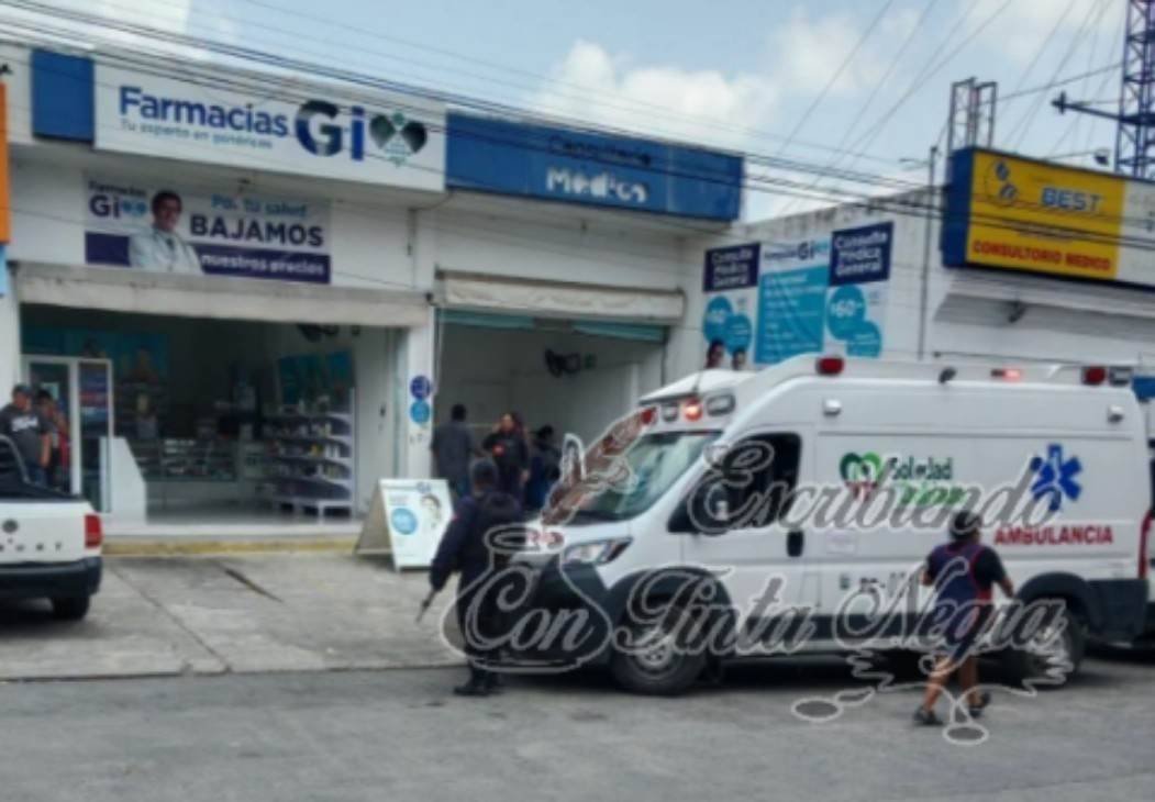 NIÑO MUERE AL CAER DE CAMIONETA