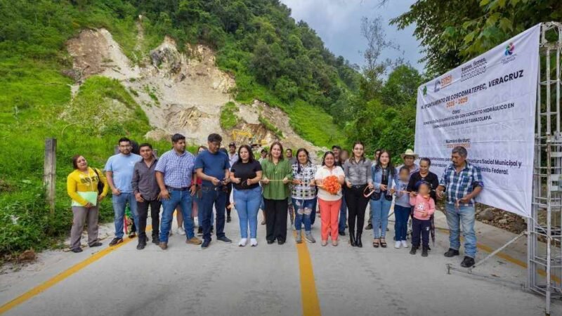 INAUGURAN PAVIMENTACIÓN EN TAMAZOLAPA
