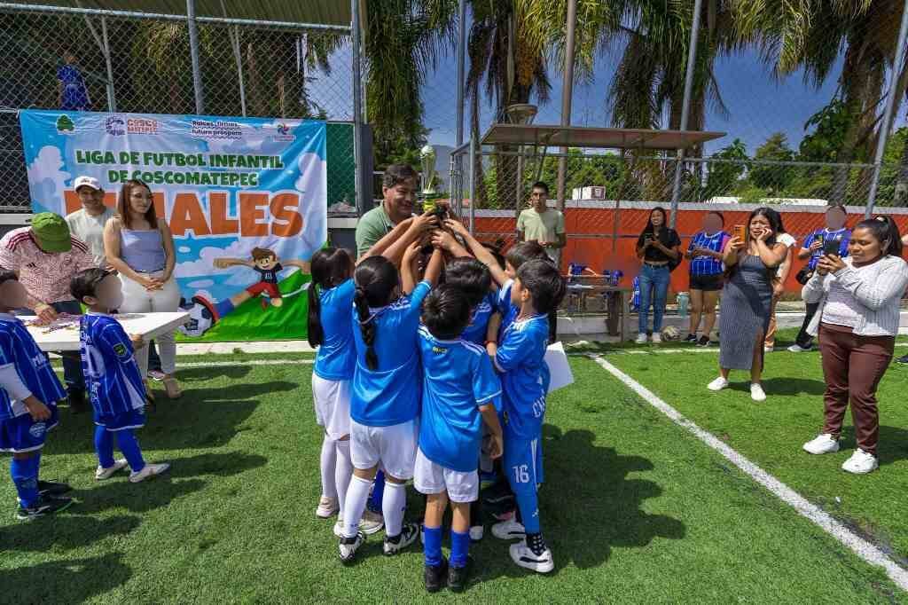 DISPUTAN FINALES DE LIGA INFANTIL DE FÚTBOL MUNICIPAL