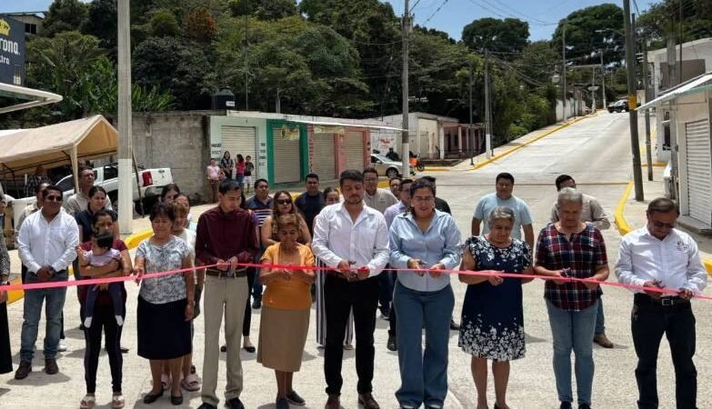 MIRIAM LÓPEZ CID INAUGURA PRIMERA OBRA DE SU ADMINISTRACIÓN