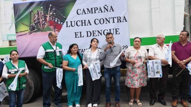 PONEN EN MARCHA CAMPAÑA DE DESCACHARRIZACIÓN EN TOMATLÁN