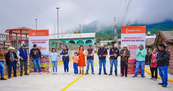 INAUGURA ISRAEL SANDOVAL OBRA EN VAQUERÍA