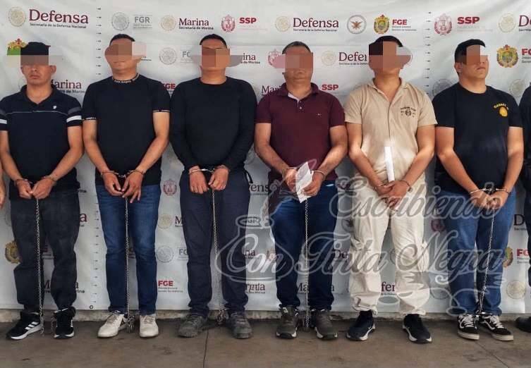 DETIENEN A MARINOS POR SECUESTRO
