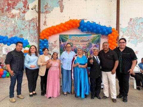 CELEBRAN A ADULTOS MAYORES EN CHOCAMÁN