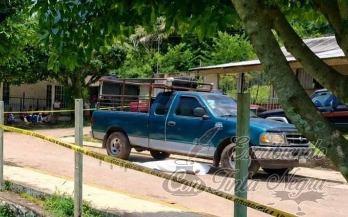 EJECUTAN A VENDEDOR EN OMEALCA