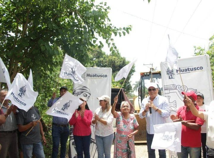 DAN BANDERAZO DE OBRA EN AMATIOPA