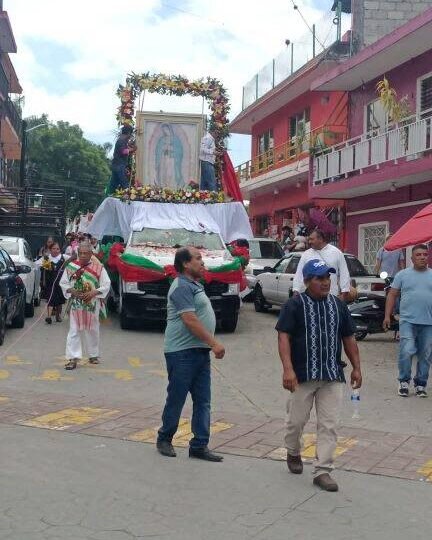 RECIBEN RELIQUIAS DE LA VIRGEN EN TOMATLÁN