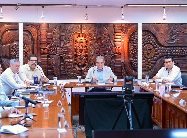 ANALIZAN PROYECTO DE EXTENSIÓN DE LA UV EN LAS ALTAS MONTAÑAS